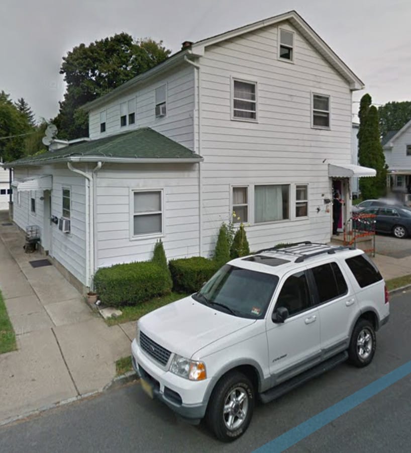 71 Berry St, Dover, NJ 07801