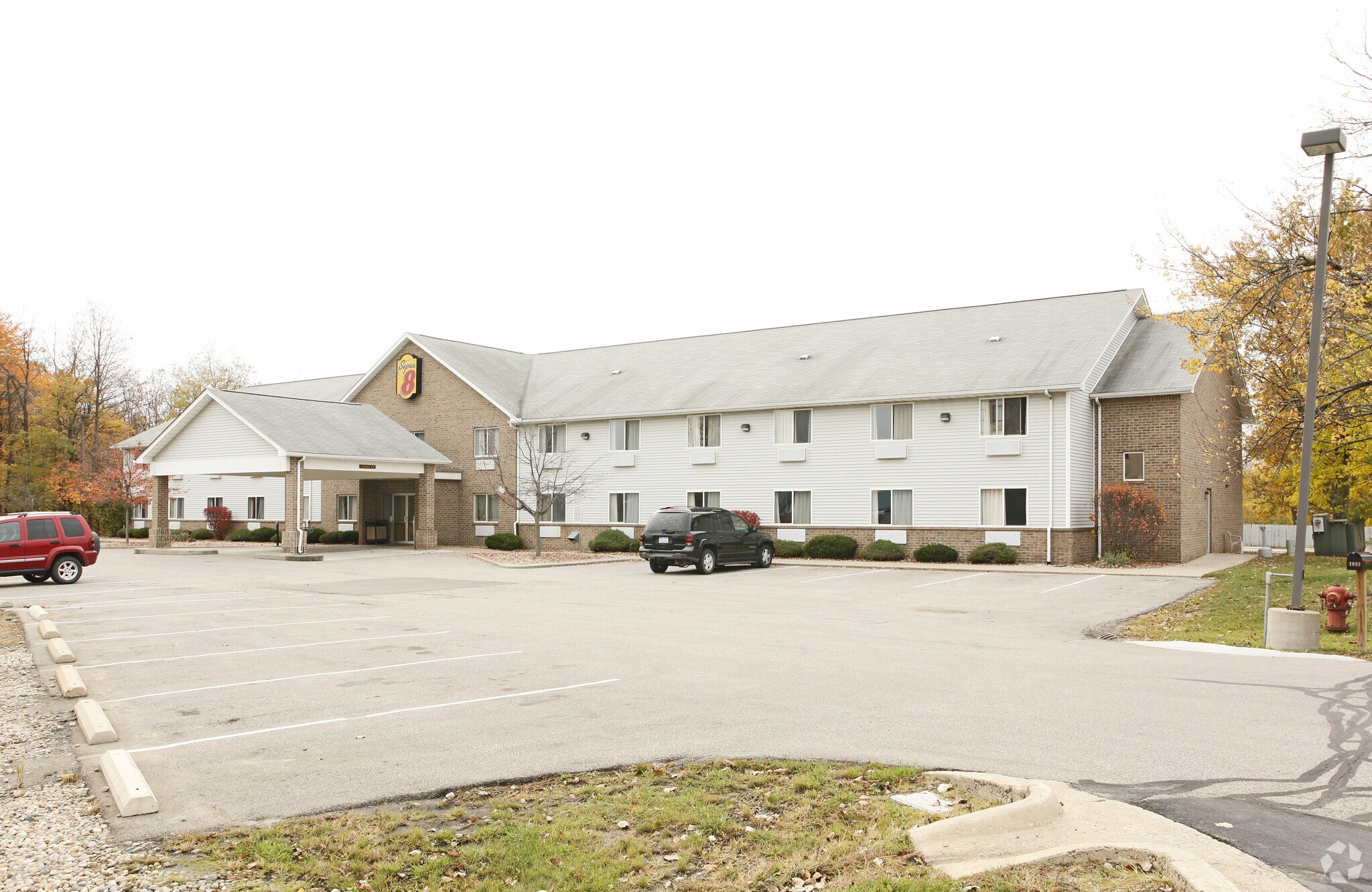 1091 E Us Highway 223, Adrian, MI for sale Primary Photo- Image 1 of 1