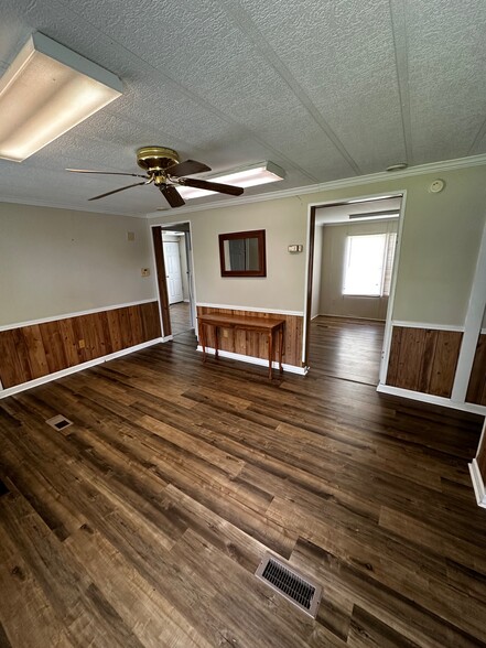 2820 Gray Hwy, Macon-Bibb, GA for lease - Interior Photo - Image 3 of 9