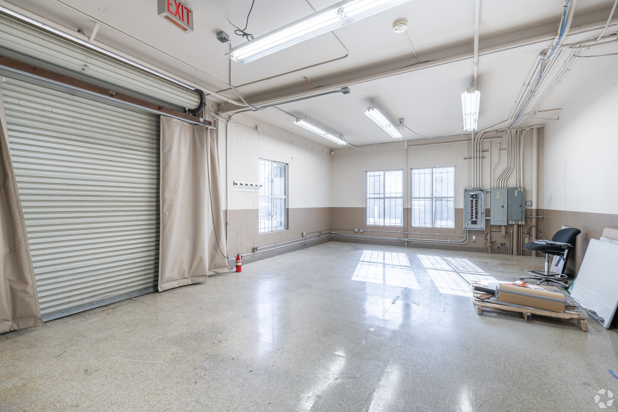 11696 Sorrento Valley Rd, San Diego, CA for lease Interior Photo- Image 1 of 7