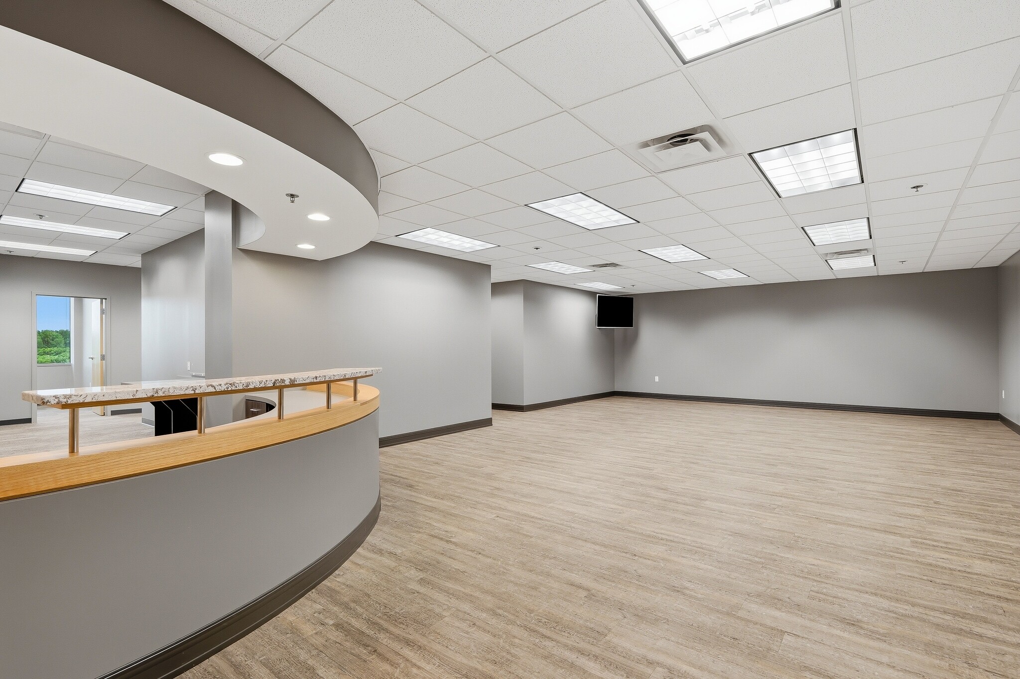 17300 N Outer Forty, Chesterfield, MO for lease Interior Photo- Image 1 of 11