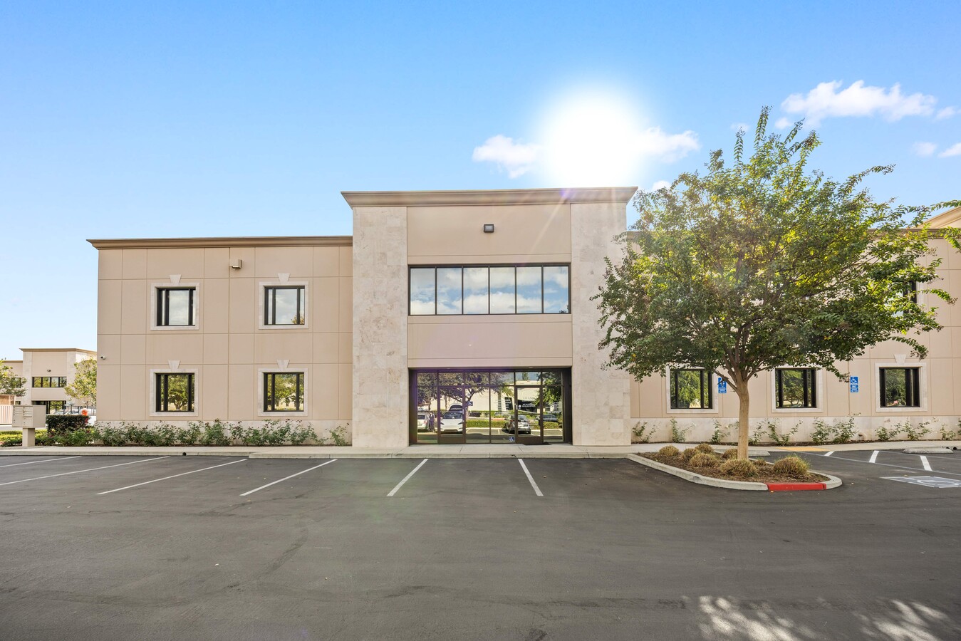 1795 E Holt Blvd, Ontario, CA 91761 - Unit 105 - - Interior Photo - Image 1 of 34