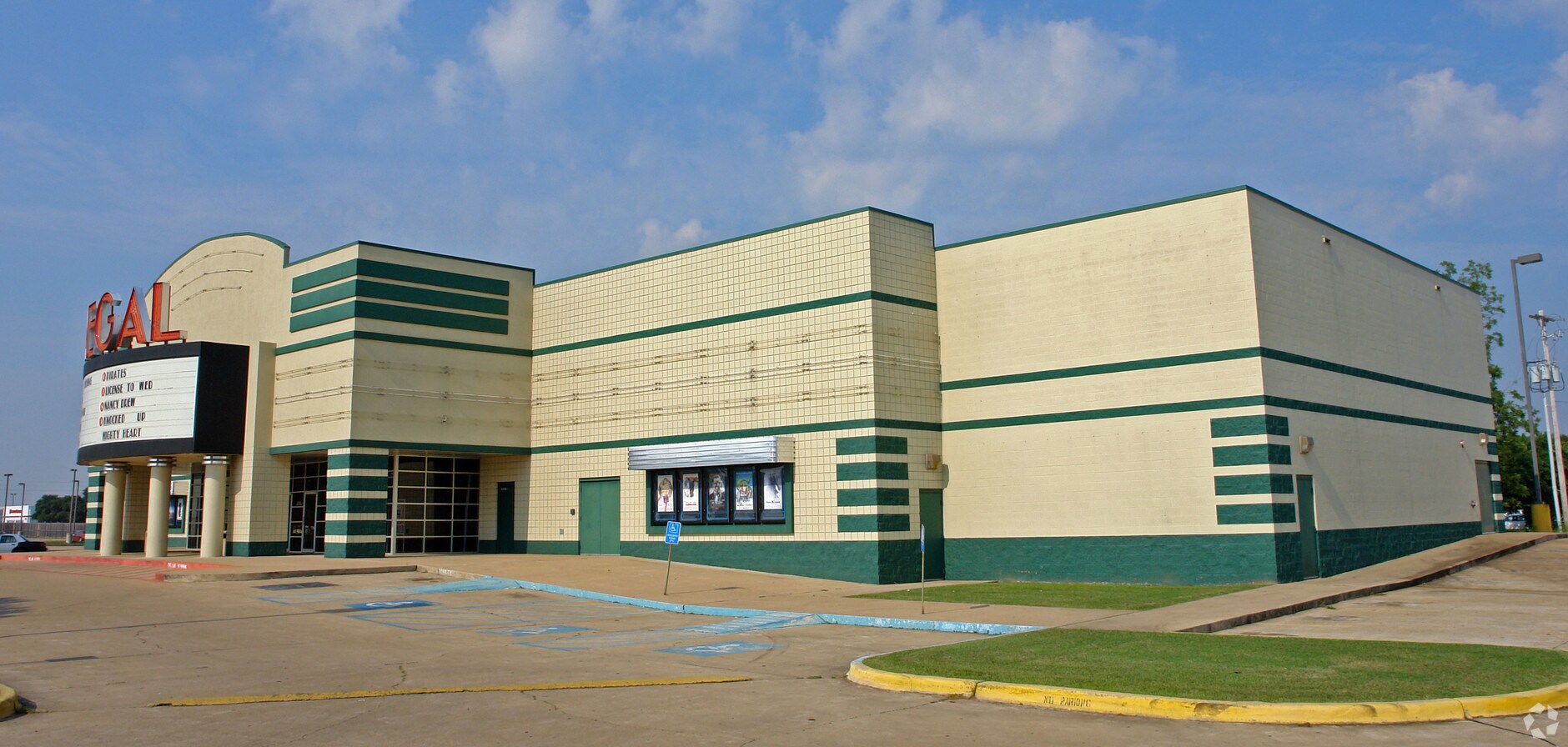 2800 Shed Rd, Bossier City, LA 71111 Regal Cinemas Bossier Corners