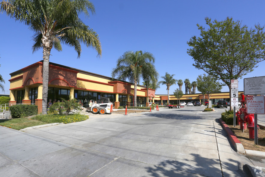 7000 Indiana Ave, Riverside, CA for lease - Building Photo - Image 1 of 4