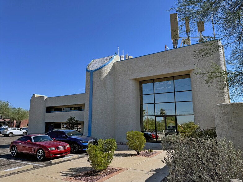 7070 N Oracle Rd, Tucson, AZ for lease - Building Photo - Image 2 of 2