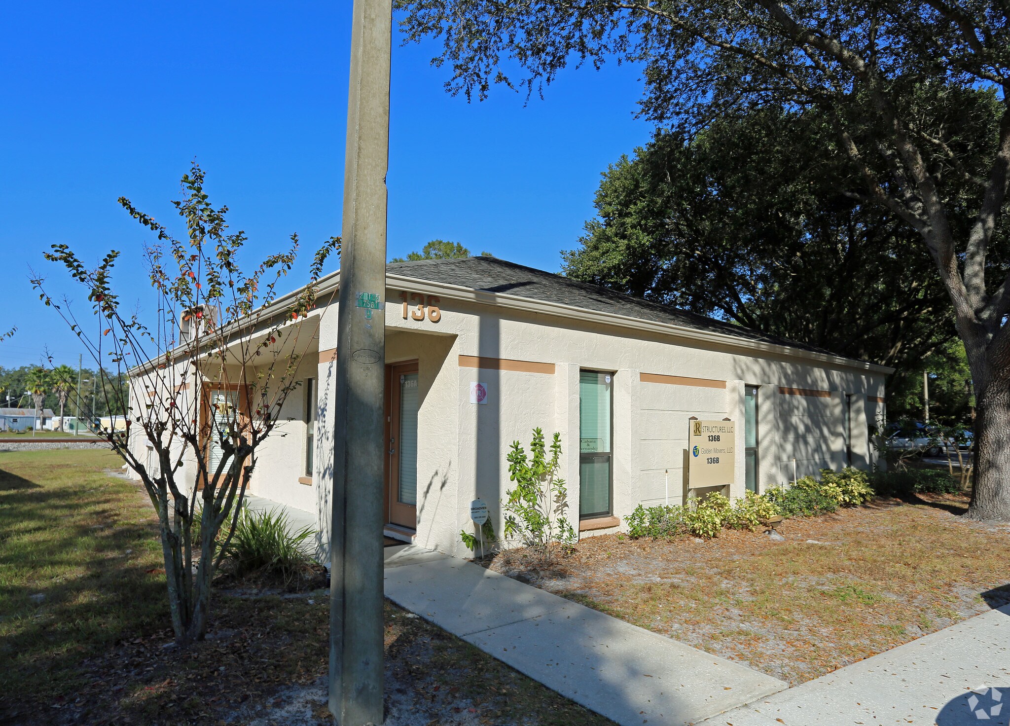 136 Whitaker Rd, Lutz, FL for sale Primary Photo- Image 1 of 1