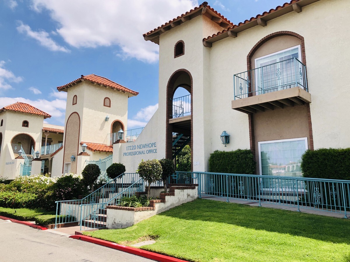 17220 Newhope St, Fountain Valley, CA 92708