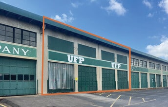 1-97 N Produce Row, Saint Louis, MO for lease Building Photo- Image 1 of 4