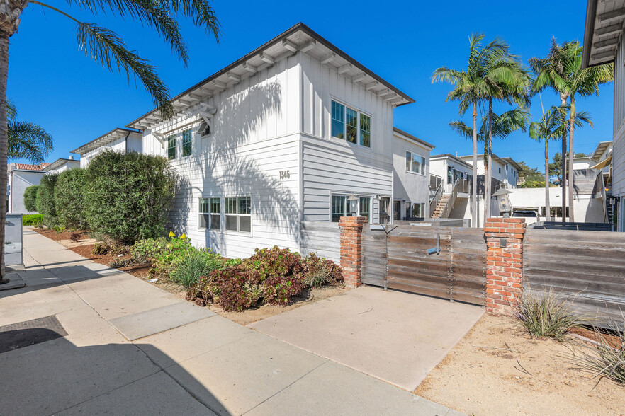 1345 Manhattan Beach Blvd, Manhattan Beach, CA for sale - Building Photo - Image 3 of 26