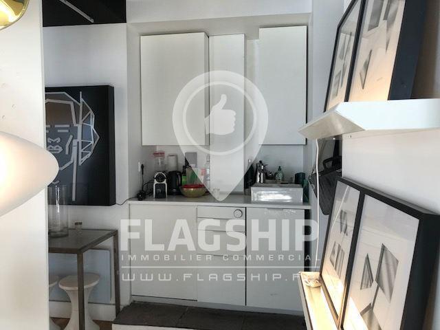 Retail in Paris for lease - Interior Photo - Image 3 of 6