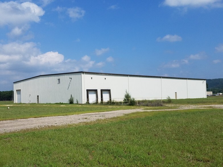 824 Morrison Dr, Boscobel, WI 53805