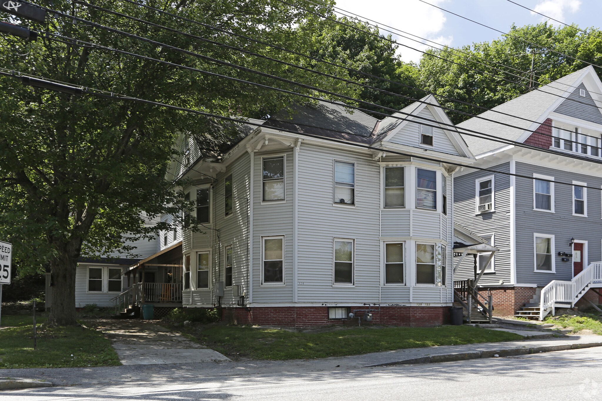 122 Goff St, Auburn, ME for sale Primary Photo- Image 1 of 1