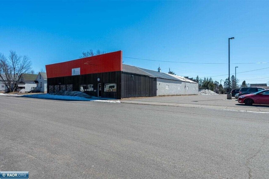 17 E 2nd Ave N, Aurora, MN for sale - Primary Photo - Image 1 of 1