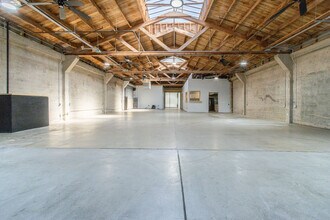 1345 Howard St, San Francisco, CA for lease Interior Photo- Image 2 of 7