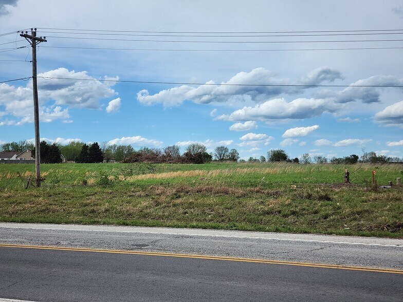 Hwy W (Lot 5 - 11 Acres), Winfield, MO for sale - Building Photo - Image 2 of 13