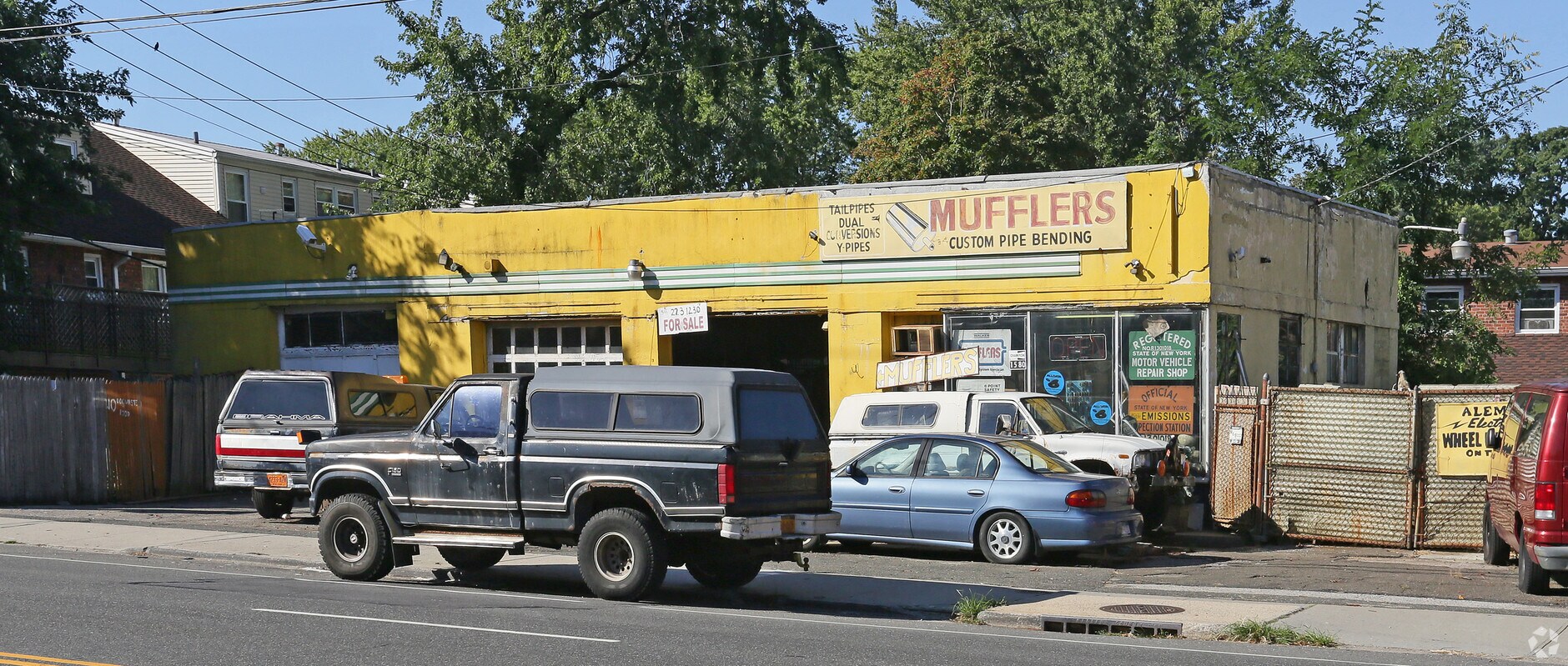 1580 Grand Ave, Baldwin, NY 11510