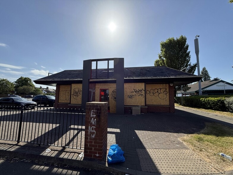 177 Beverley Rd, Hull for lease - Building Photo - Image 2 of 2