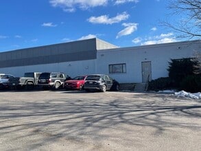 2001 County Line Rd, Warrington, PA for lease Building Photo- Image 2 of 10