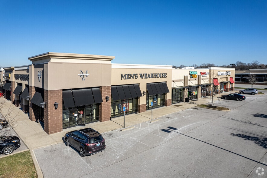 4903-4915 Outer Loop, Louisville, KY for sale - Primary Photo - Image 1 of 1