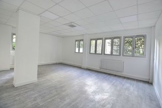 46 Rue Duhesme, Paris for lease Interior Photo- Image 2 of 7