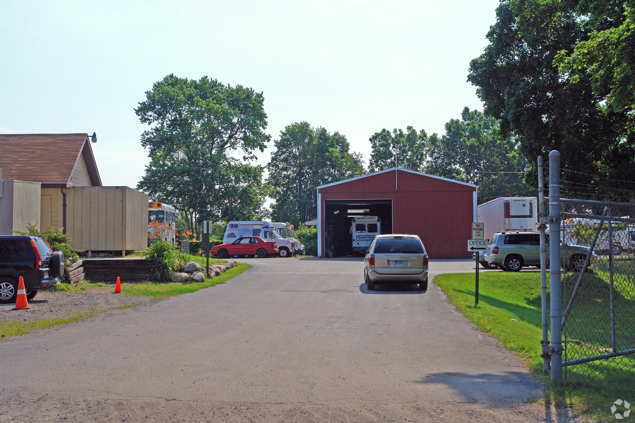 2885 Leach Rd, Rochester Hills, MI for sale Primary Photo- Image 1 of 3