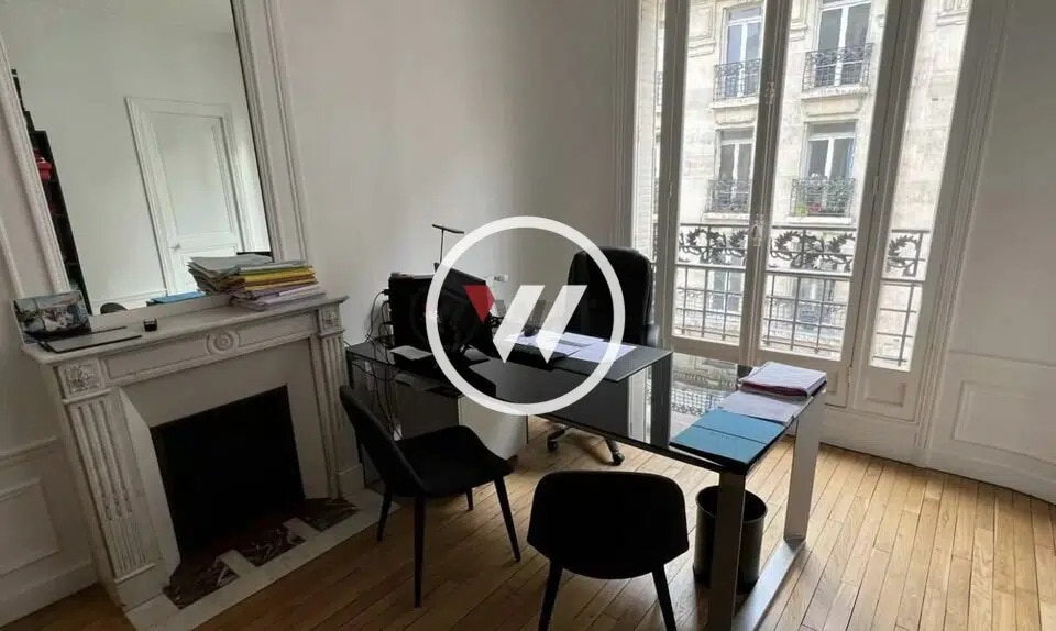 Office in Marseille for sale - Interior Photo - Image 1 of 1