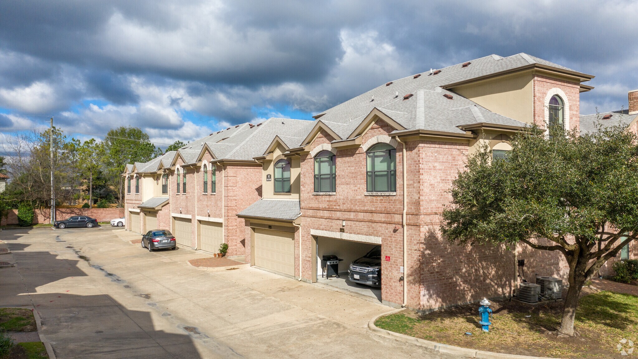 2020 Eldridge Pky, Houston, TX for sale Primary Photo- Image 1 of 1