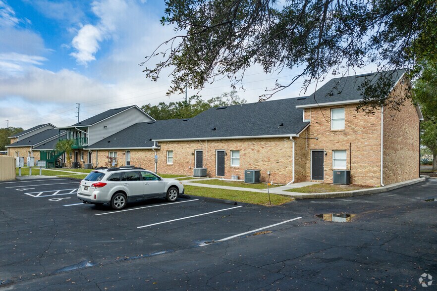 4107 Neptune Rd, Saint Cloud, FL for lease - Building Photo - Image 3 of 9