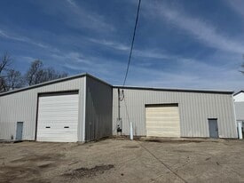 5700 Walnut St, Richmond IL - Warehouse