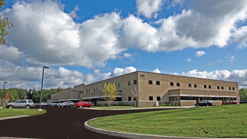 400 Riverwalk Pky, Tonawanda, NY for lease - Building Photo - Image 1 of 11