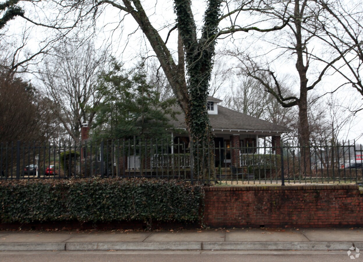View Photo