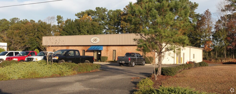 1019 Bankton Cir, Hanahan, SC for sale - Primary Photo - Image 1 of 1