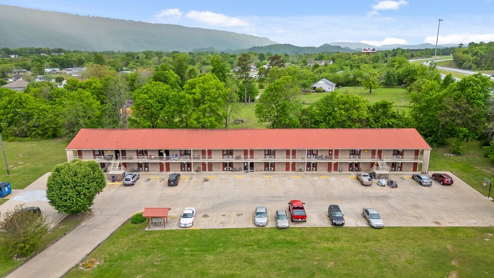 2 Killian Ave, Trenton, GA for sale - Primary Photo - Image 1 of 1