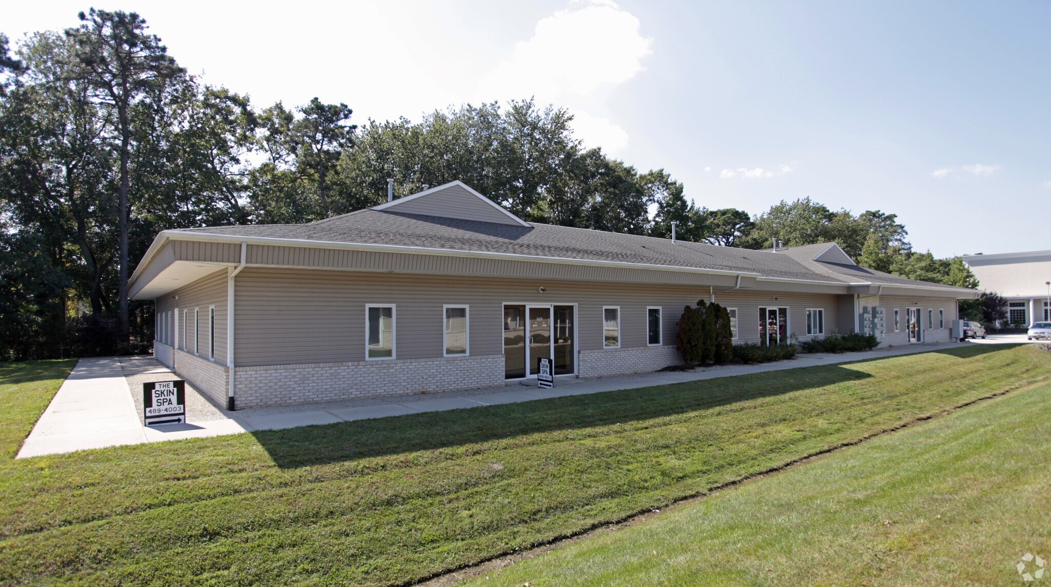 691 Mill Creek Rd, Manahawkin, NJ 08050