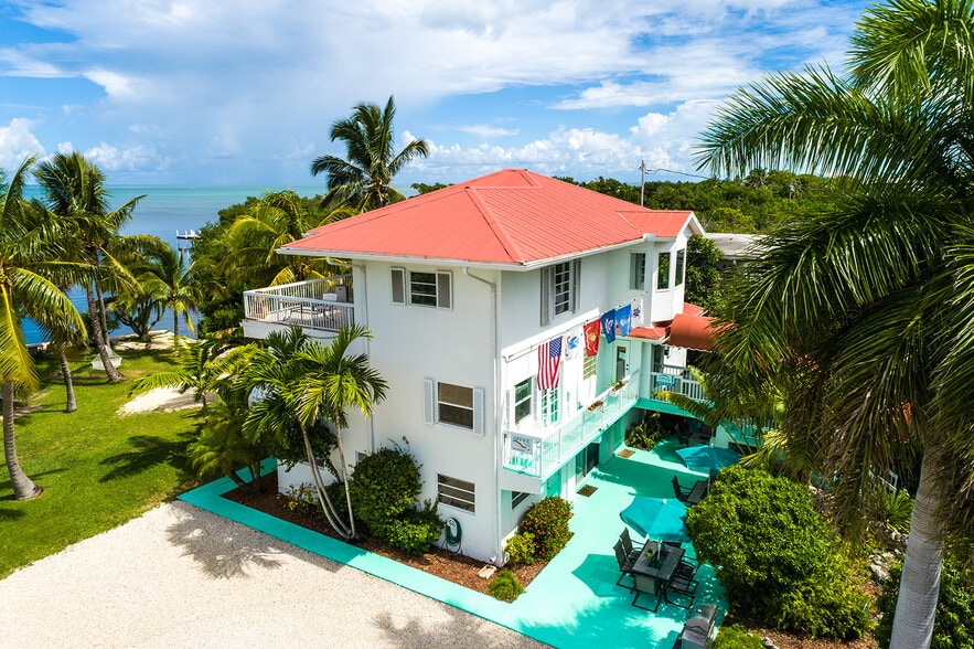 58743 Overseas Hwy, Marathon, FL for sale - Aerial - Image 2 of 9