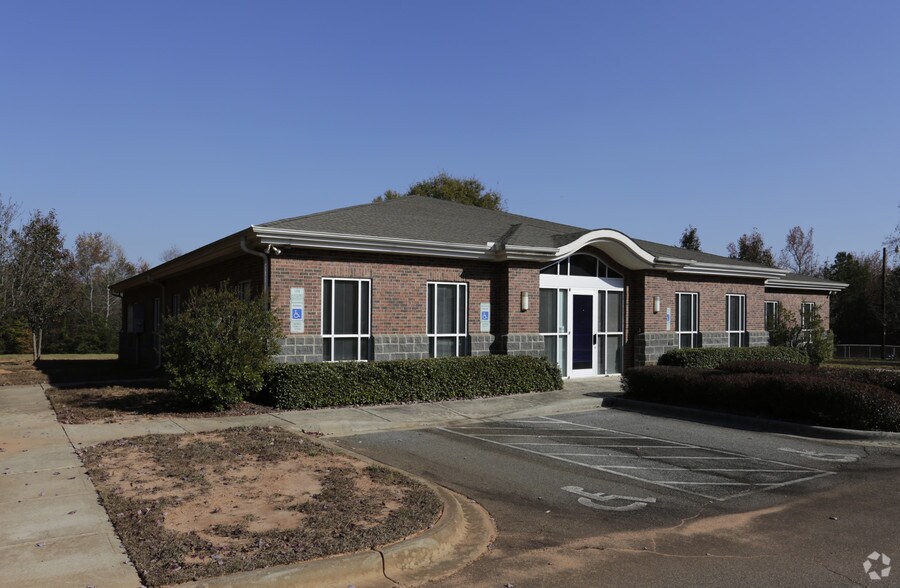 3420 Filbert Hwy, Clover, SC for sale - Primary Photo - Image 1 of 1