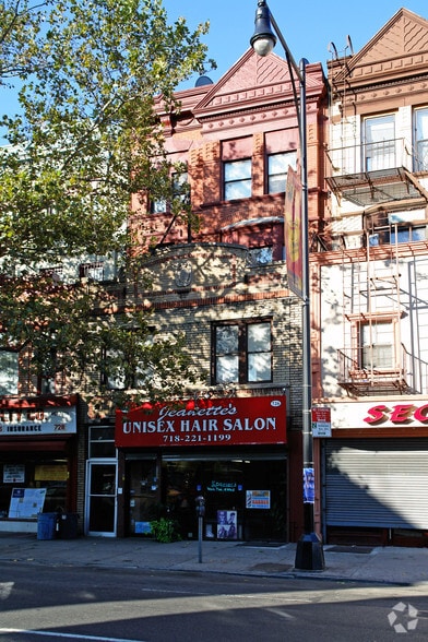 2236 nostrand ave