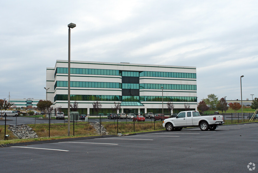 22289 Exploration Dr, Lexington Park, MD for lease - Building Photo - Image 2 of 2