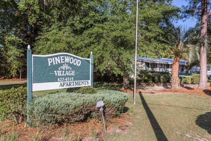 1288 Sunset Blvd, Jesup, GA for sale - Building Photo - Image 1 of 1