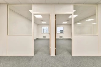 163 Rue De La Belle Etoile, Roissy-en-France for lease Interior Photo- Image 1 of 7