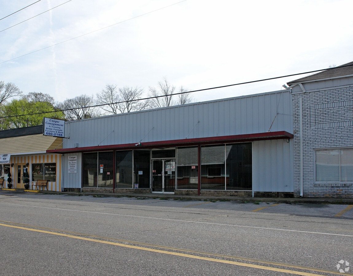 4285 Main St, Pinson, AL 35126