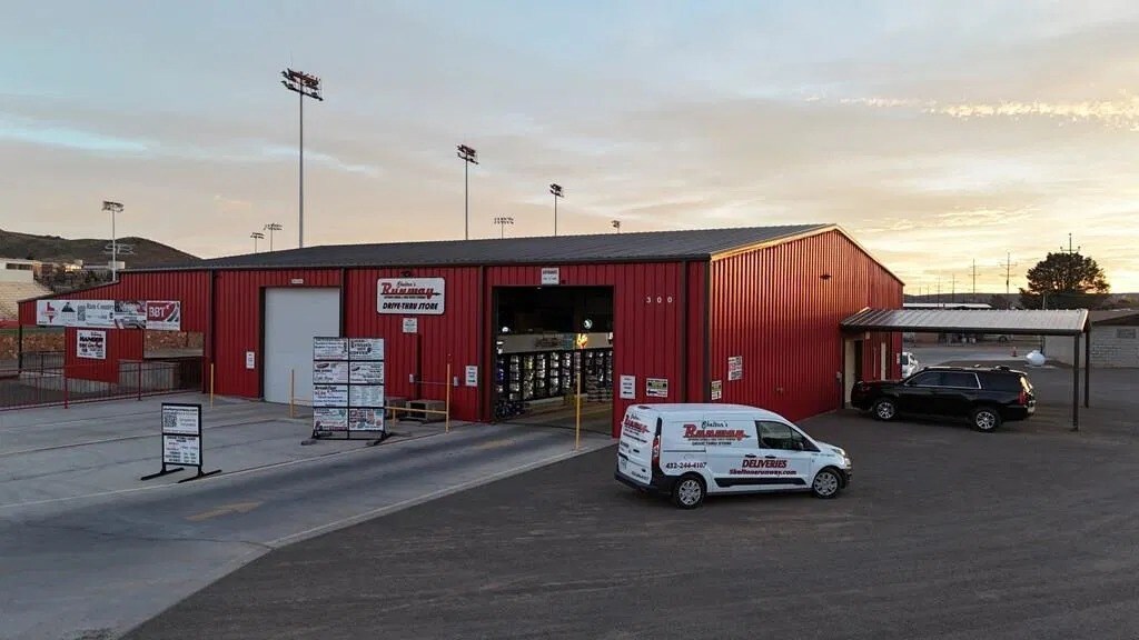 300 S Cockrell St, Alpine, TX for sale Primary Photo- Image 1 of 16