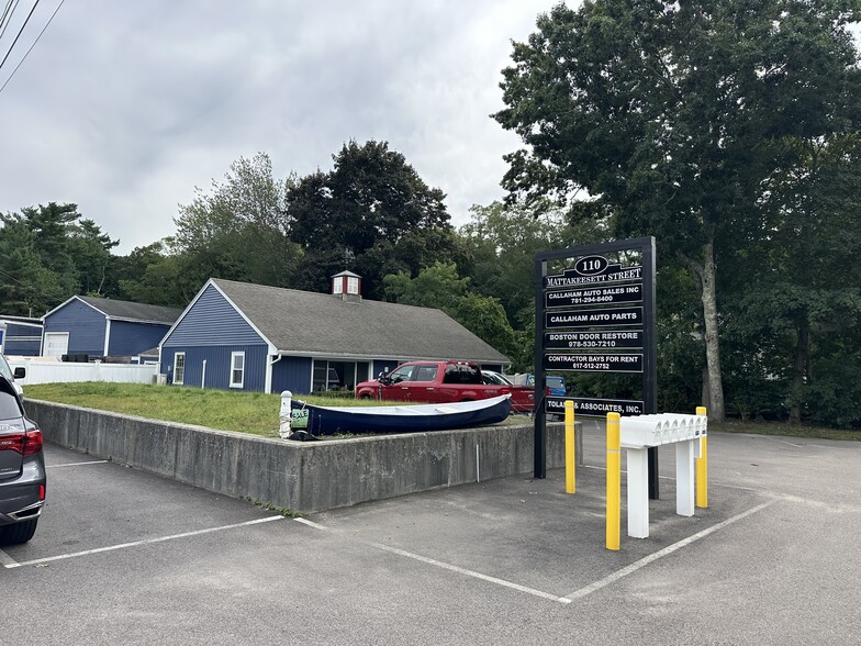 110 Mattakeesett St, Pembroke, MA for lease - Building Photo - Image 1 of 3
