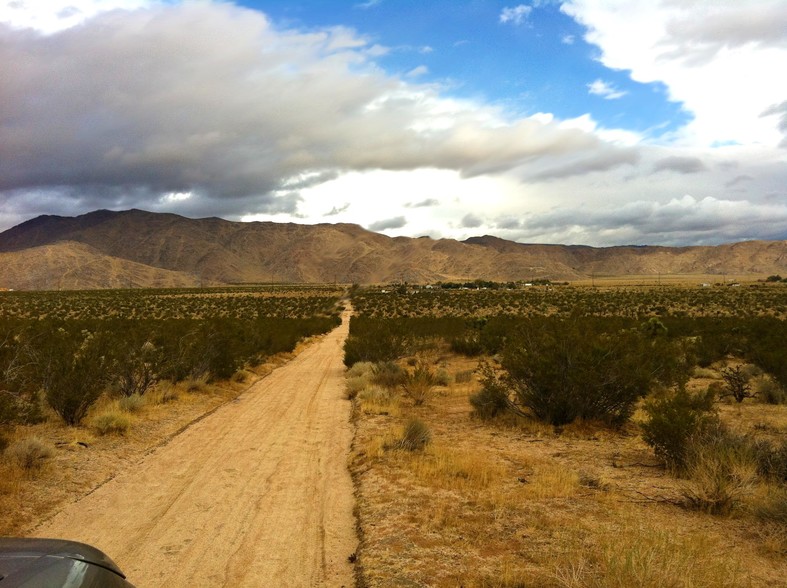 Joshua Rd, Lucerne Valley, CA for sale - Building Photo - Image 2 of 8