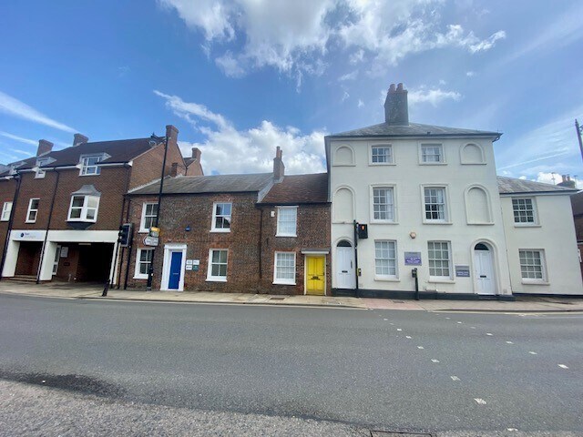 74 Bartholomew St, Newbury for lease - Building Photo - Image 2 of 2