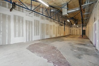 933 Louise Ave, Charlotte, NC for lease Interior Photo- Image 1 of 2