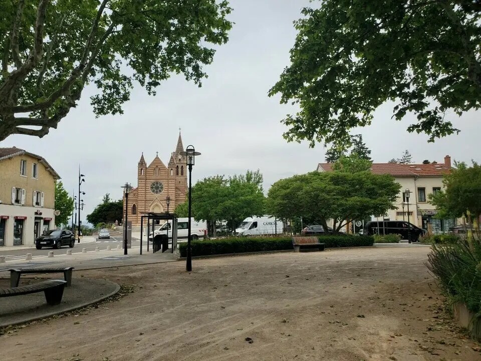 Location Bureaux 35 m² - Photo 1