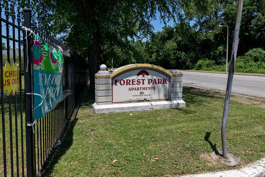 931 Frayser Blvd Memphis Tn 38127 New Forest Park Apartments Loopnet Com