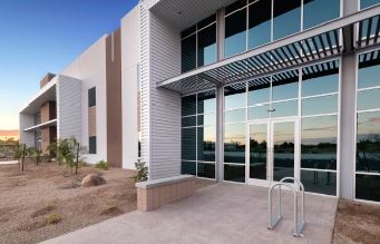 370 N Juniper Dr, Chandler, AZ for lease - Building Photo - Image 3 of 14