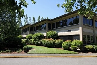 22525 SE 64th Pl, Issaquah, WA for lease Building Photo- Image 1 of 3